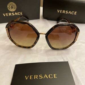 Versace Medusa Havana Brown Gradient Sunglasses